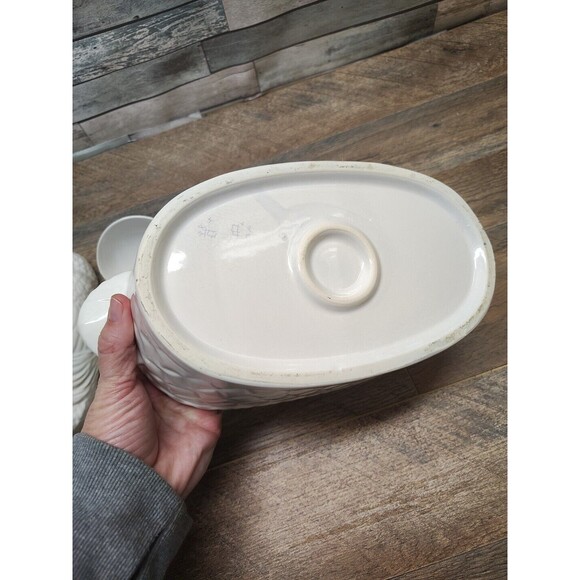 Vintage White Ceramic Hen on a Nest Soup Tureen, Farmhouse Kitchen, Cottagecore - Picture 11 of 16